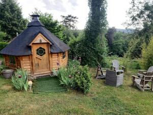 Vonkajšia záhrada v ubytovaní House in Vosges near Forest and Hiking Trails