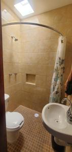 Ένα μπάνιο στο Hostal Guelaguetza Baño Compartido +17 φωτογραφίες