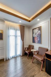 Posezení v ubytování Hotel Trí Lê