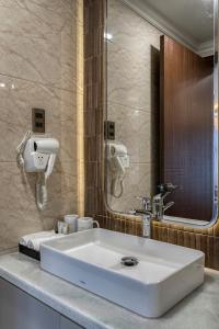 Koupelna v ubytování Hotel Trí Lê