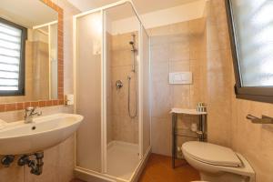 Un baño de Hotel Loretta & Dependance