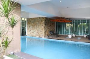 Πισίνα στο ή κοντά στο The Viana Apartment IV