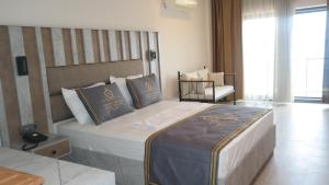 Cama ou camas em um quarto em ByAKKAN HOTEL