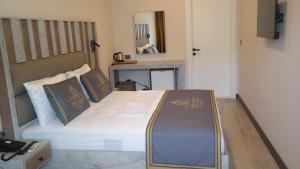 Cama ou camas em um quarto em ByAKKAN HOTEL