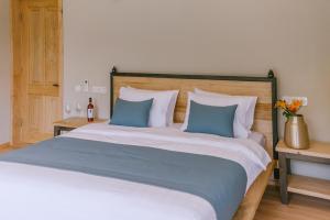 Postel nebo postele na pokoji v ubytování Hotel Chateau Iveri
