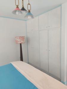 Postel nebo postele na pokoji v ubytování Villa Raven`s Paradise (Gris)