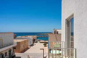 Foto da galeria de Hotel Vega em Lampedusa