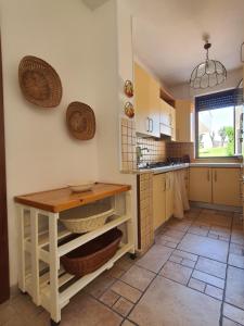 Кухня або міні-кухня у A casa di Carla - Villa in Salento