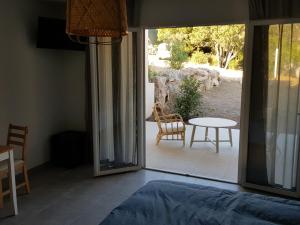 Balkón nebo terasa v ubytování les terrasses d'arutoli