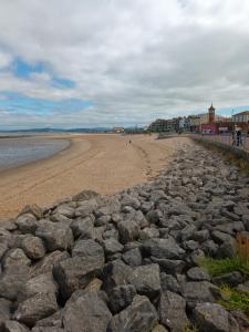 Gallery image of Eden Vale First Floor Sea View Apartment in Morecambe