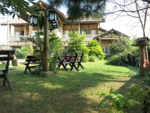 Gallery image of The Hillside Residence in Muang Phônsavan