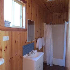 Et badeværelse på Captain Cook Holiday Park