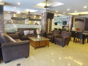 Gallery image of Maleez Lodge in Pattaya