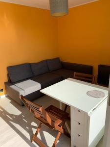 Posedenie v ubytovaní Appartement avec terrasse vue mer 50 mètres de la plage