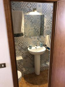 A bathroom at Casa in Umbria
