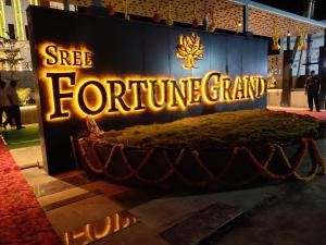Imagen de la galería de Sree Fortune Grand, Tadepalli, en Tādepalle 51 fotos más