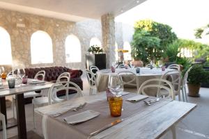 Restaurace v ubytování Hotel Villa A Mare