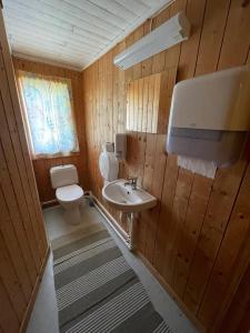Koupelna v ubytování Lofoten Å HI hostel