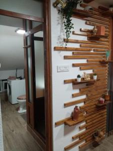 A kitchen or kitchenette at Apartman Konak