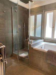 Ένα μπάνιο στο Appartement Mocca au coeur de Chamonix Mont-Blanc +20 φωτογραφίες