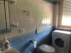 Phòng tắm tại Locazione Turistica - Il gelsomino