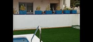 Ogród w obiekcie PLAYA ALMARDA CORINTO, PISCINA, WIFI,2 TERRAZAS, BARBACOA,TRANQUILo