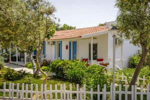 Zahrada ubytování Teos Ormanci Tatil Koyu + 37 fotografií