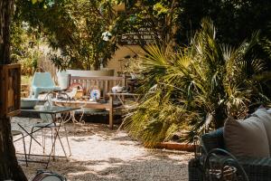 Foto da galeria de Les intérieurs d'Angèle em Pernes-les-Fontaines