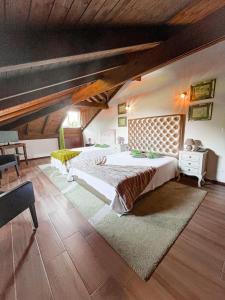 מיטה או מיטות בחדר ב-Casa Grande do Seixo