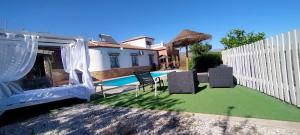 The swimming pool at or close to Villa yasleni