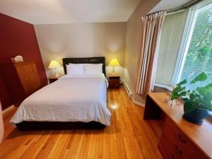 Gallery image of Lee's Ocean Peek B & B in Stratford