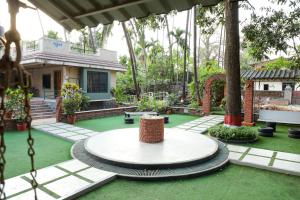 Zahrada ubytování Jogalekar Cottage Alibaug