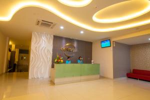 Vstupní hala nebo recepce v ubytování Cordela Hotel Medan
