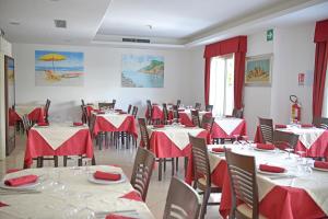 Restaurace v ubytování HOTEL PIGALLE