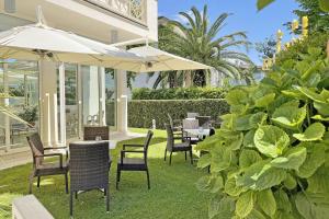 Zahrada ubytování HOTEL PIGALLE