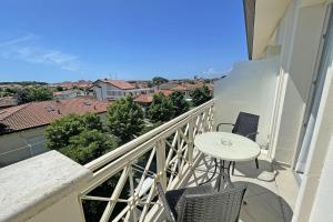 Balkón nebo terasa v ubytování HOTEL PIGALLE