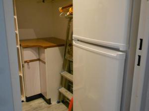 Kuchnia lub aneks kuchenny w obiekcie Appartement rénové, accès direct pistes, piscine, animaux admis - FR-1-267-228