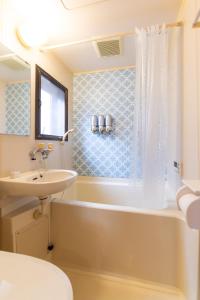 Afbeelding uit fotogalerij van Omotenashi House Kawaguchi - pets allowed in Kawaguchi