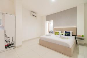 Gallery image of Urbanview Hotel Ephe Palembang in Palembang