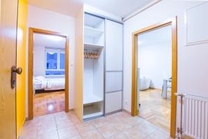 Postel nebo postele na pokoji v ubytování Apartment Lana