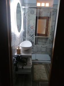 Koupelna v ubytování B&B PLANO DE LACZARULO
