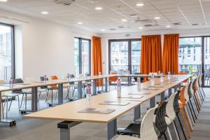 The business area and/or conference room at Campanile Metz Centre - Gare