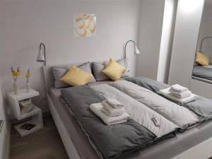 Postel nebo postele na pokoji v ubytování Allgäuerferienwohnung