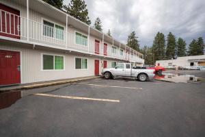 Gallery image of Budget Inn Bend by OYO in Bend