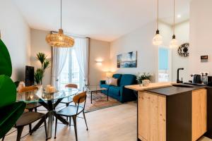 Kuchyňa alebo kuchynka v ubytovaní Genteel Home Sagasta
