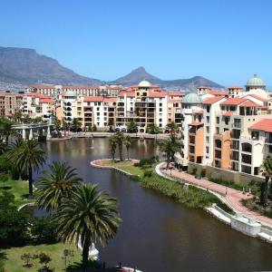 Gallery image of The Island Club Apartment in Cape Town