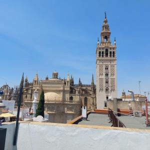 Fotografie z fotogalerie ubytování Complete studio with terrace - 1Bth- La Giralda v destinaci Seville