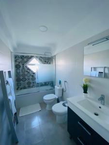 Koupelna v ubytování Apartamento Costa Azul