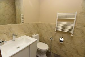 Ein Badezimmer in der Unterkunft Old Avenue Hotel