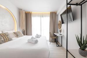 Foto dalla galleria di Amalthia Luxury Suites a Polykhrono